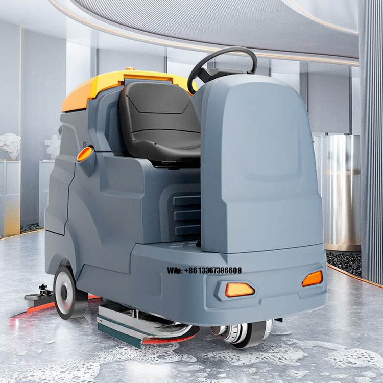 Industrial Floor Scrubber - ماكينة تنظيف الأرضيات ذات الفرشاة الاحترافية