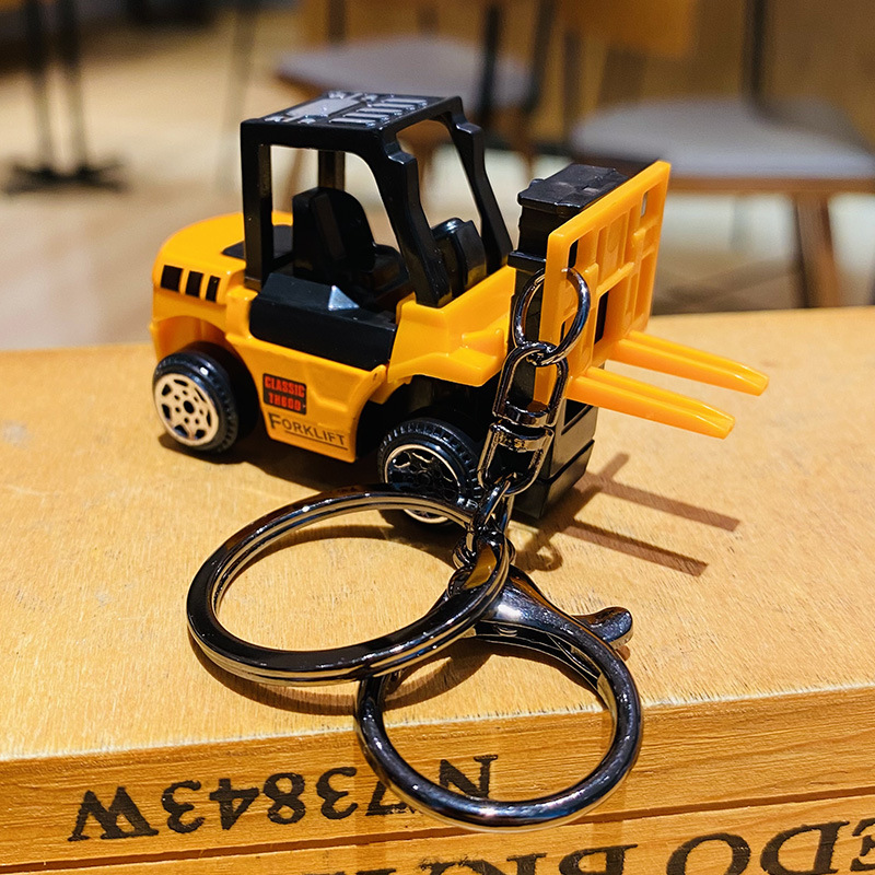 Heavy Equipment Key Ring - سلسلة مفاتيح حفارة صغيرة خفيفة الوزن