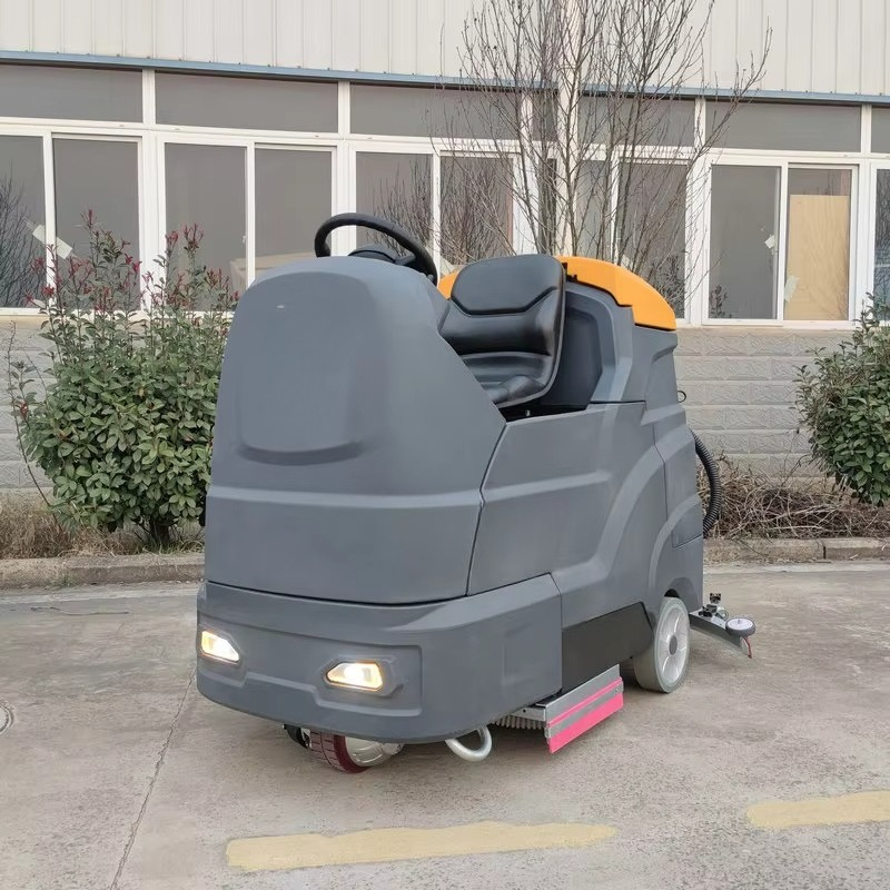 ماكينة تنظيف الأرضيات ذات الفر - مراجعة Industrial Floor Scrubber وسعره