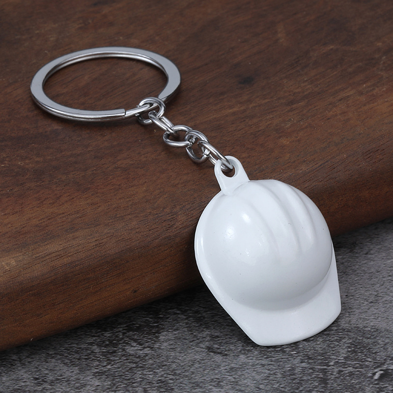 نسخة جديدة من سلسلة مفاتيح على - مراجعة Heavy Equipment Key Ring وسعره