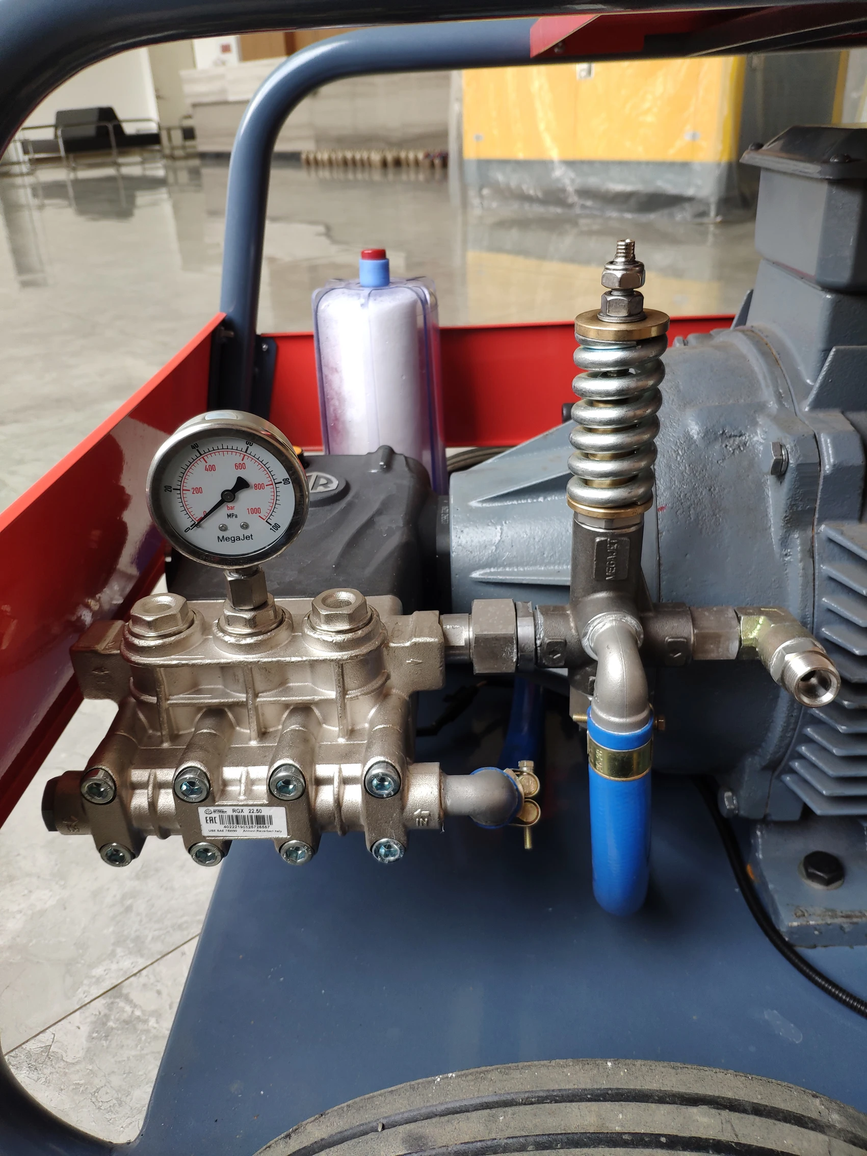 آلة غسيل قطع المحركات الصناعية - مراجعة Heavy Equipment Parts وسعره
