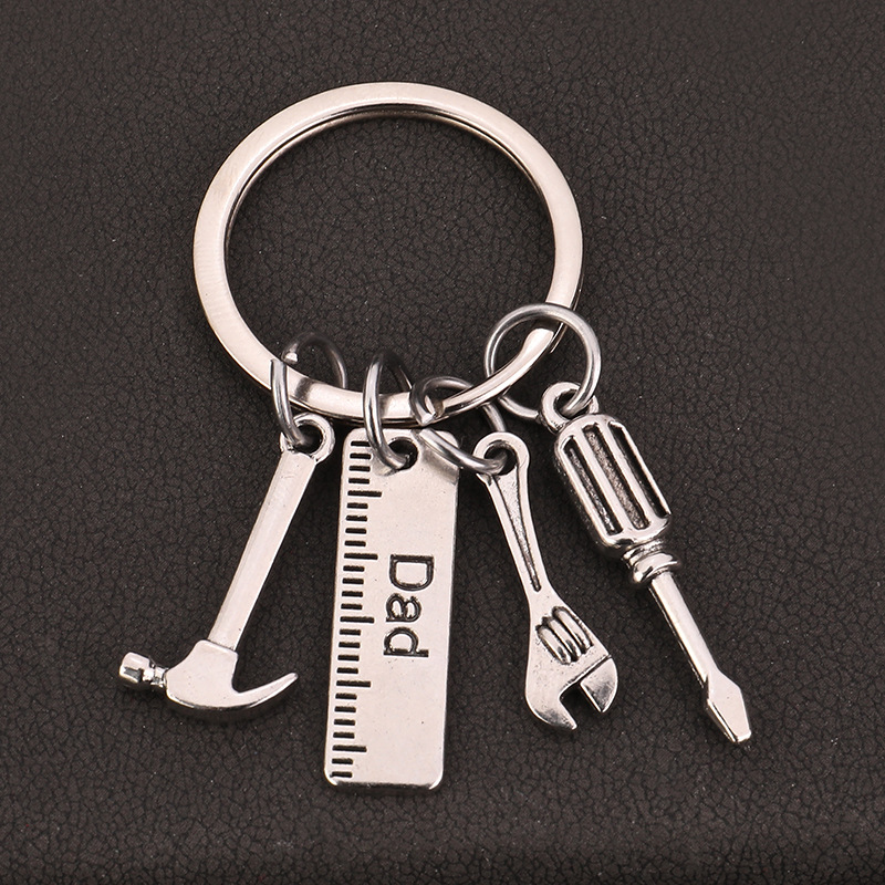 شيك تصميم سلاسل المفاتيح لأبي  - مراجعة Heavy Equipment Key Ring وسعره
