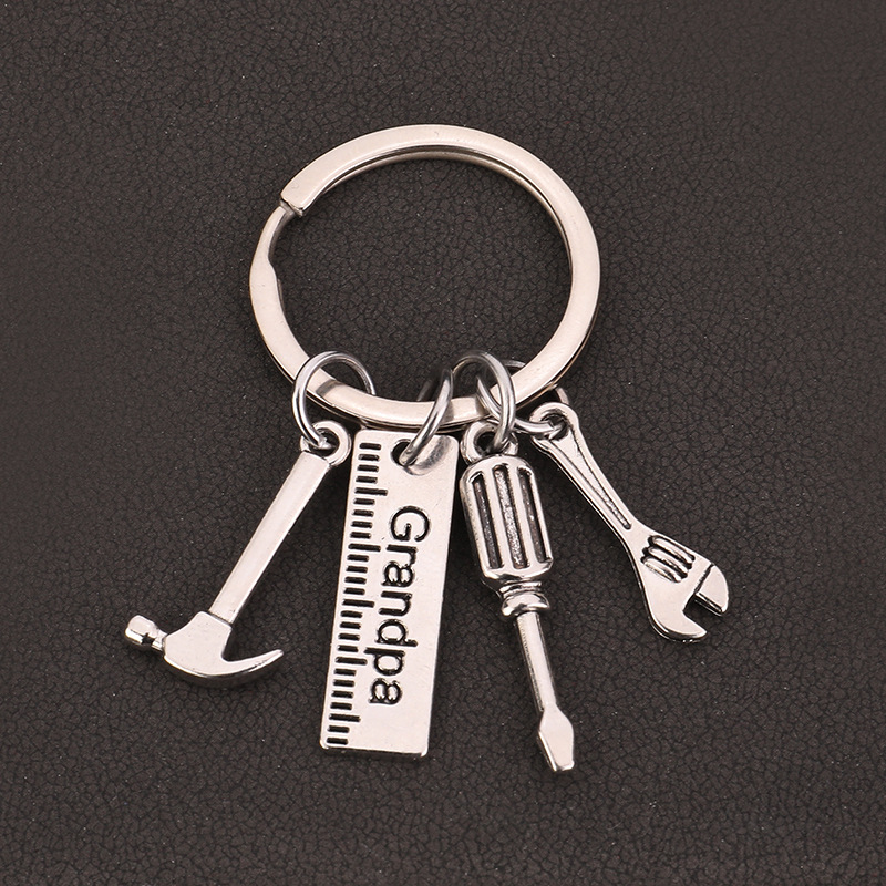 شيك تصميم سلاسل المفاتيح لأبي  - مراجعة Heavy Equipment Key Ring وسعره